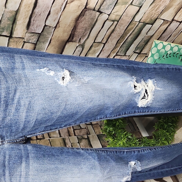 KanCan Elvis High-Rise Skinny Jeans - Picture 6 of 11